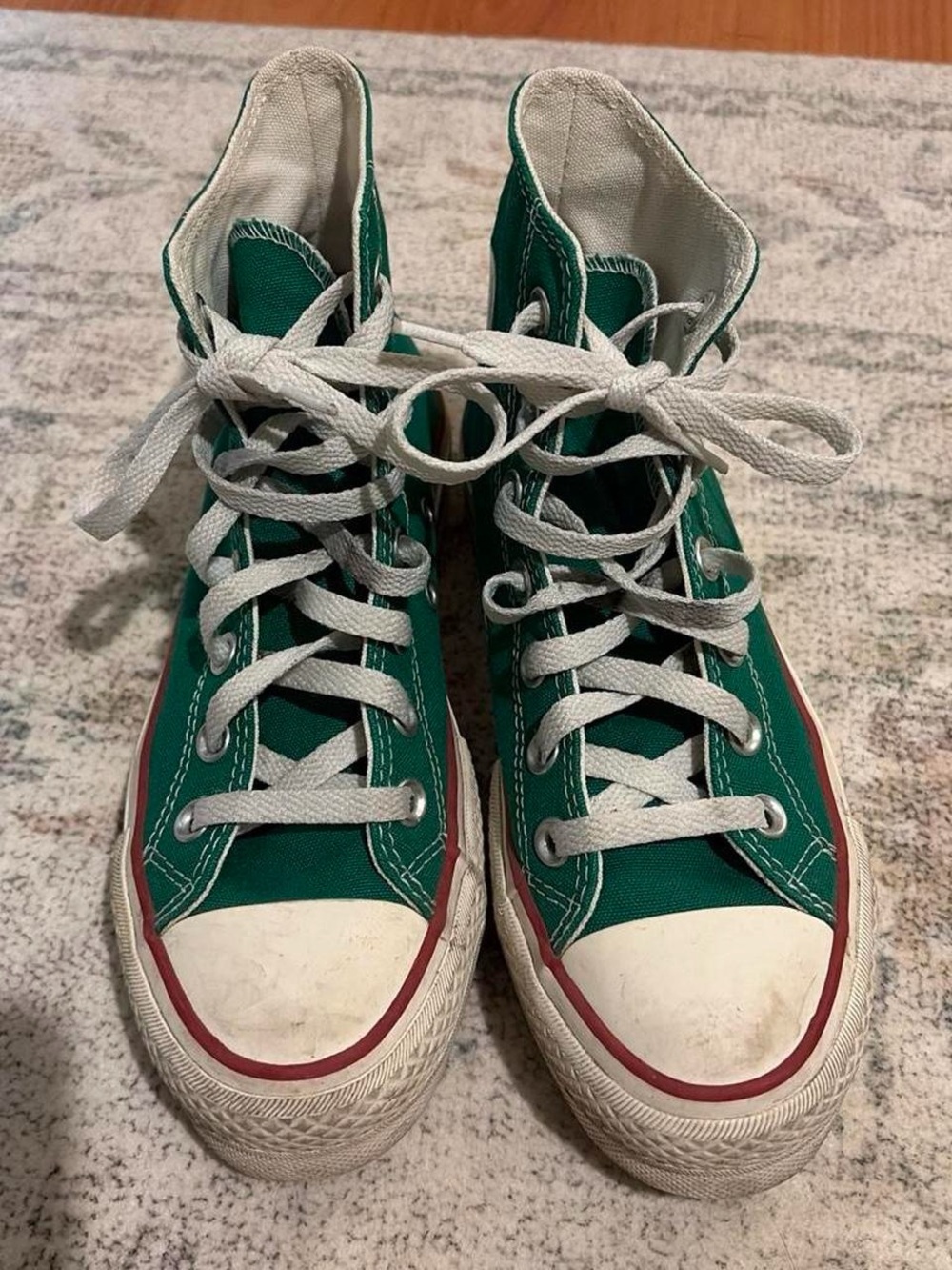 Women High-Top Canvas Sneakers in Green
